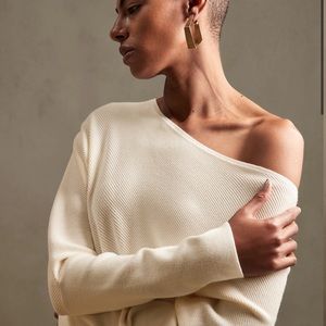 Banana Republic Off-the-Shoulder Sweater NWT